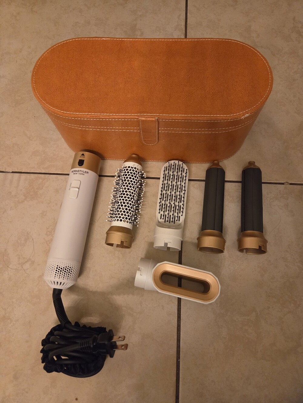 VERY Lightly Used Nora Styler With Case
